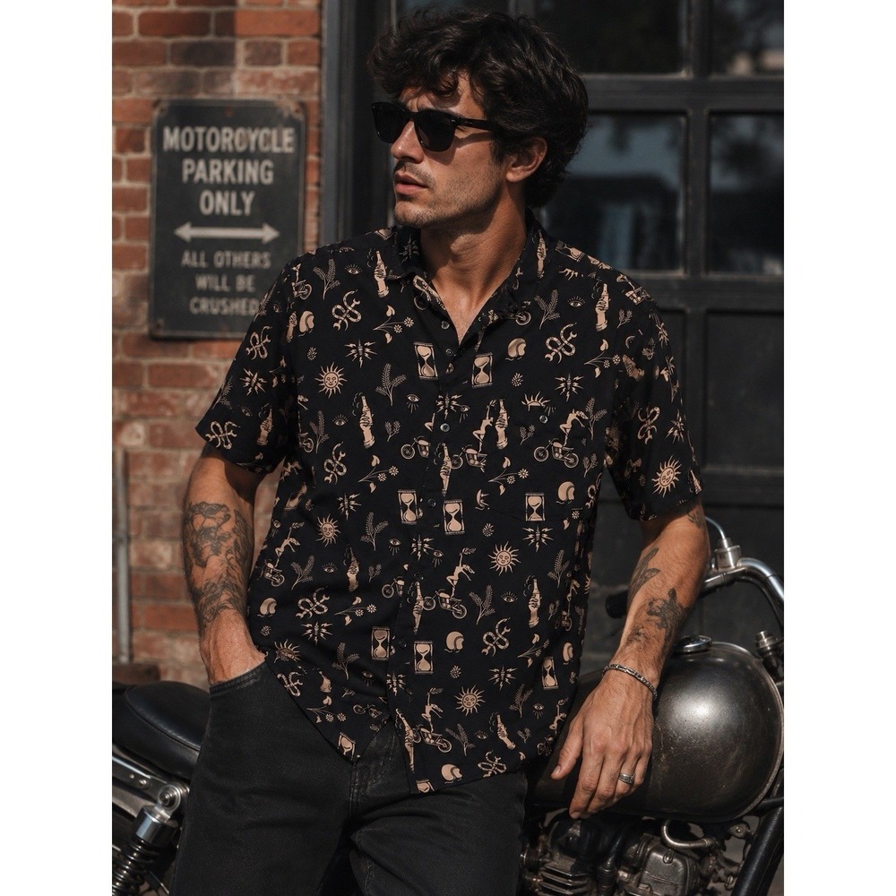 Roark Revival Snake River Shirt With Mystical & Motorcycle Icons Pattern Men's L